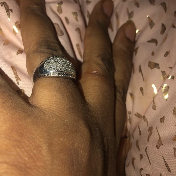 Diamond Encrusted Ring - New - Picture 3 of 6